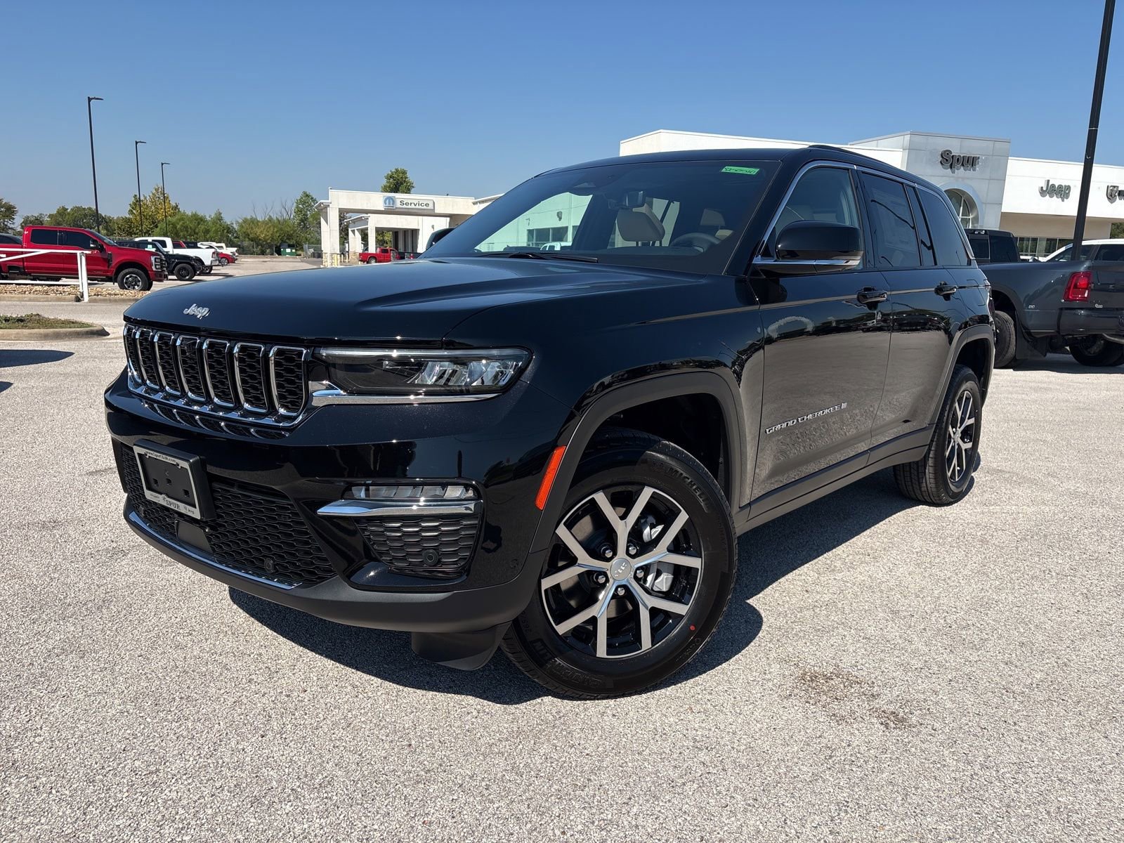 New 2025 Jeep Grand Cherokee Limited w/ Luxury Tech Group II