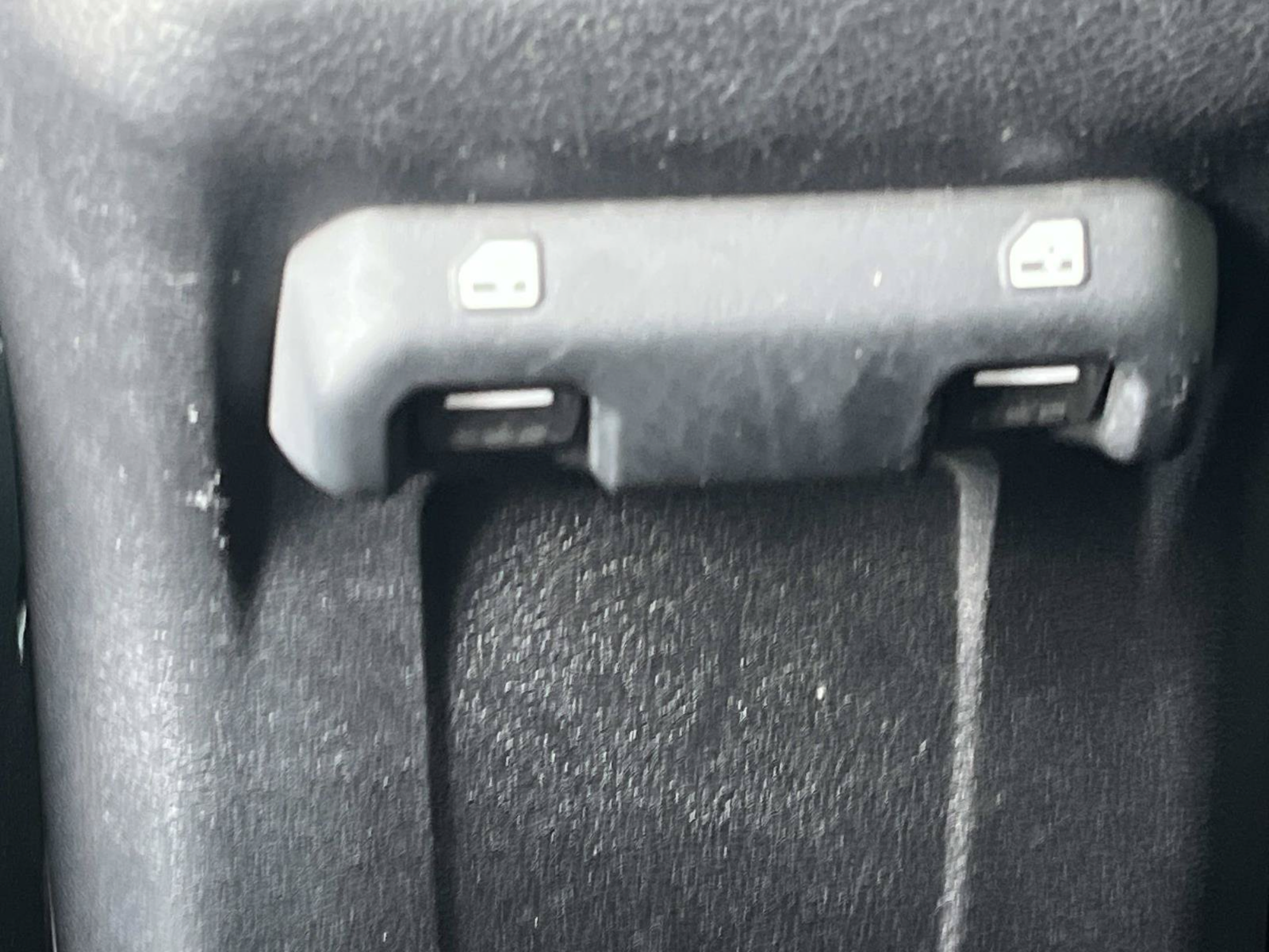 Used 2018 Jeep Wrangler Unlimited Sport S AWD/4WD image 16