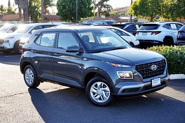New 2026 Hyundai Venue SE FWD image 3