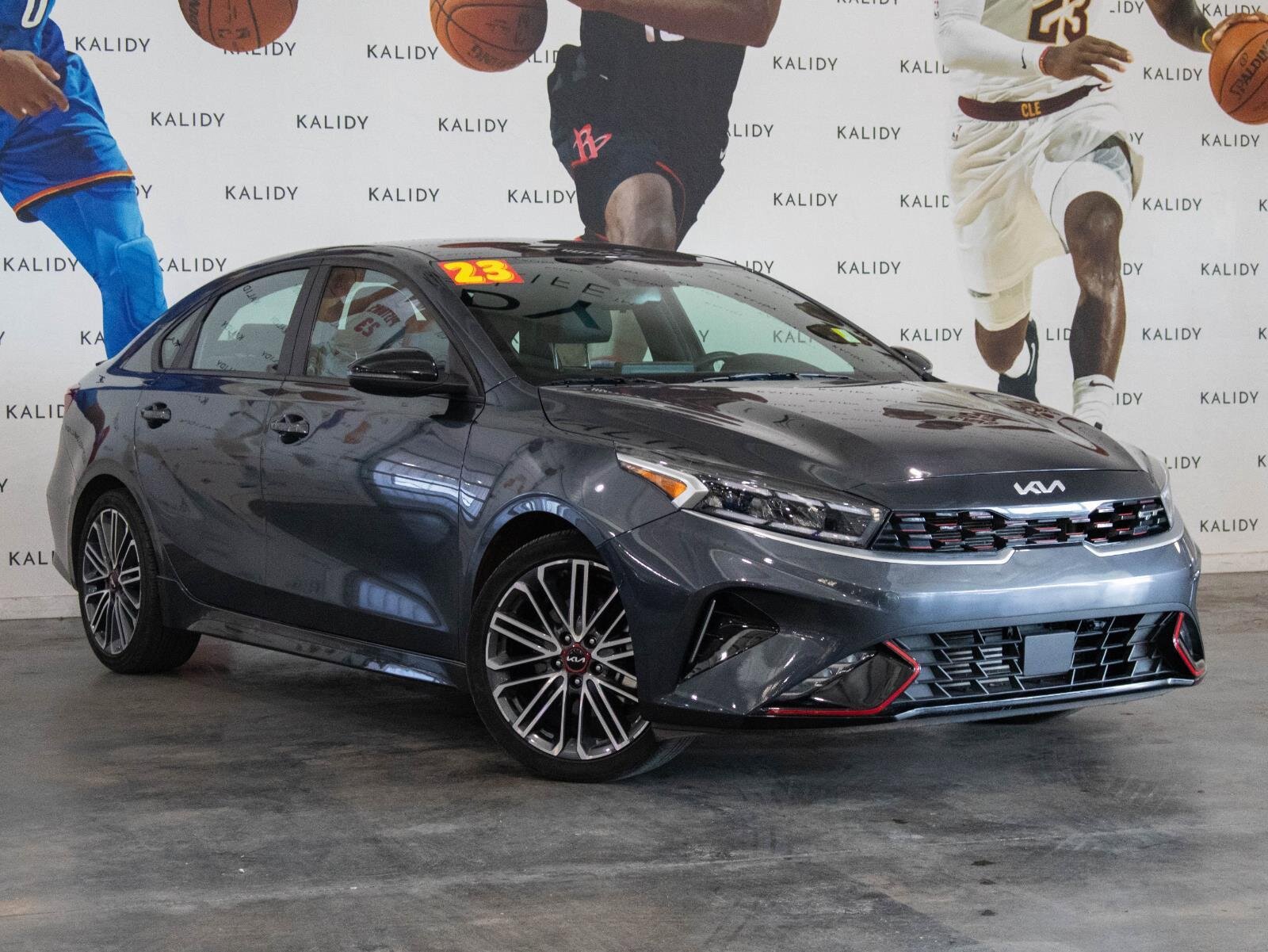 Used 2023 Kia Forte GT image 2