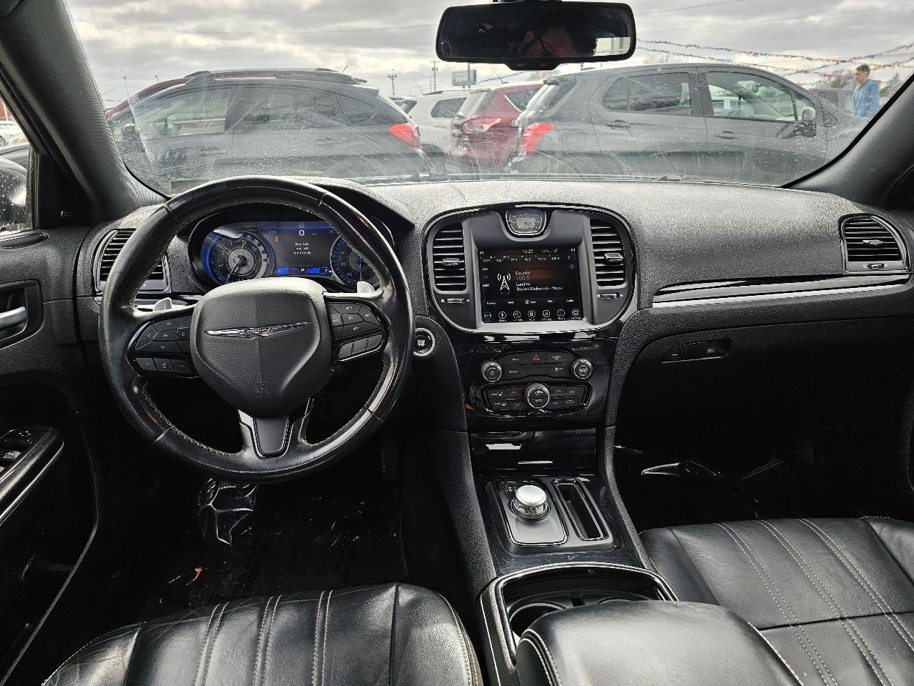 Used 2019 Chrysler 300 S image 3