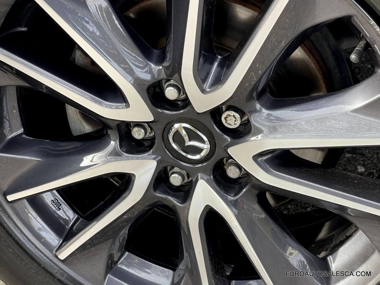 Used 2018 MAZDA CX-3 Touring w/ Preferred Equipment Package image 12