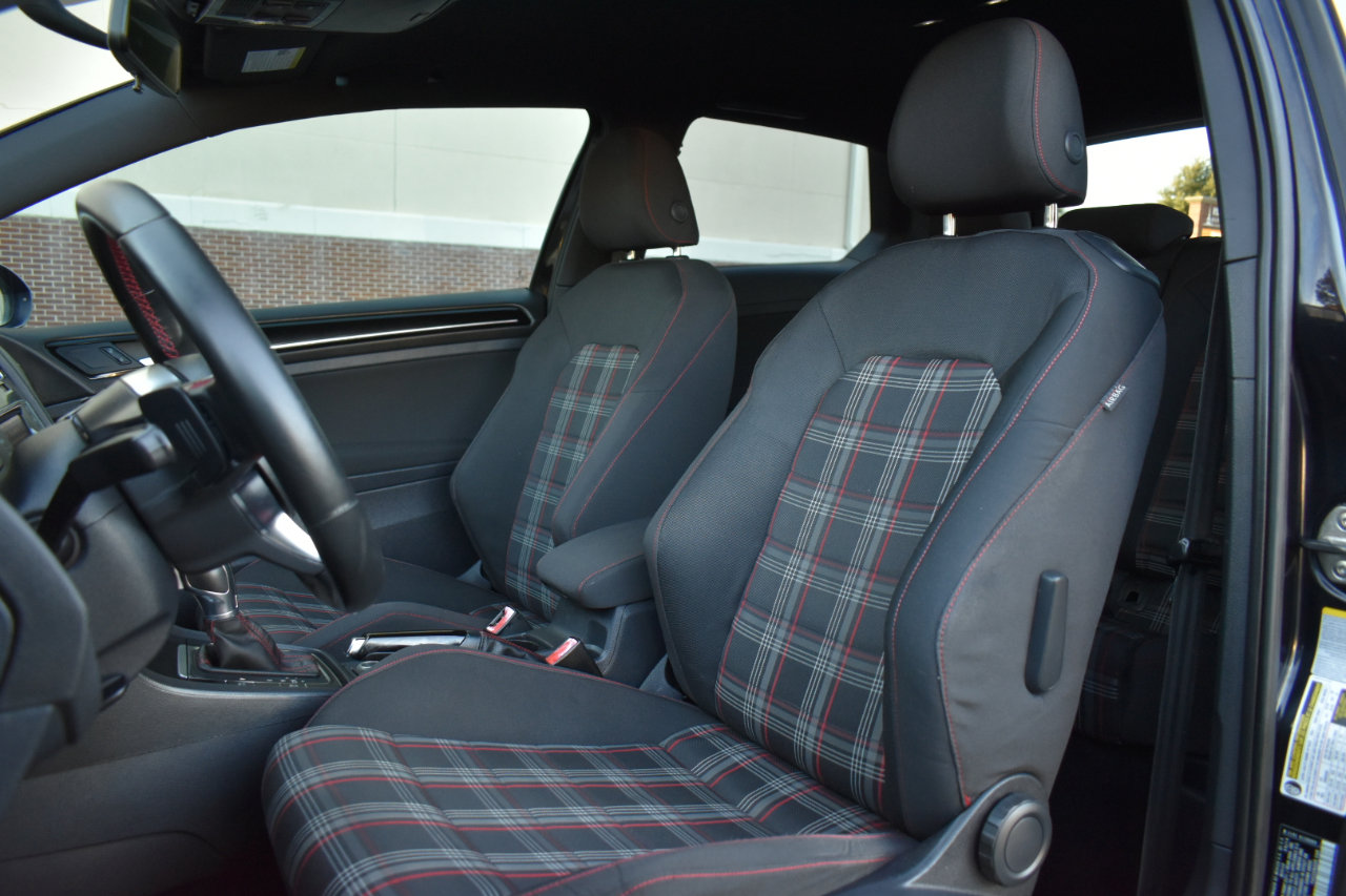 Used 2015 Volkswagen GTI S image 25