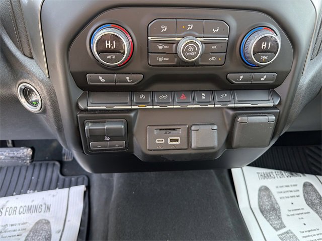 Used 2019 Chevrolet Silverado 1500 LT w/ All-Star Edition image 21