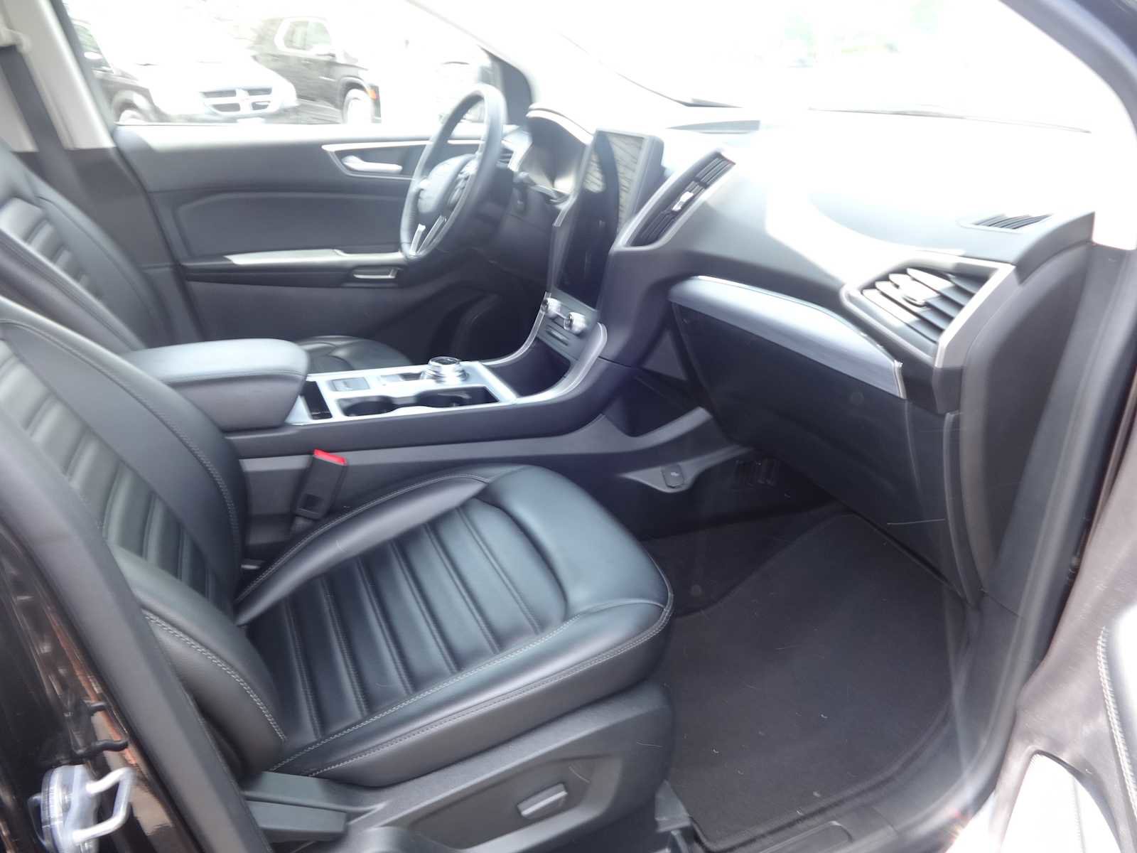 Used 2022 Ford Edge SEL image 10