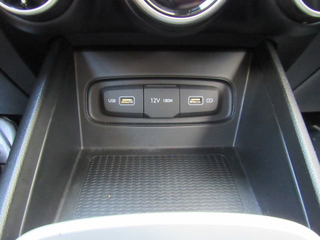 Used 2022 Hyundai Venue SEL FWD image 42