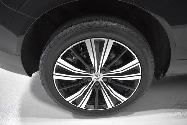 Used 2022 Volvo XC60 B5 Inscription w/ Climate Package image 10
