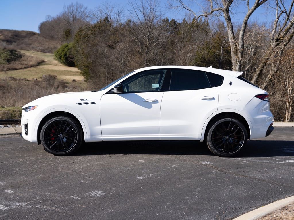 Used 2024 Maserati Levante Modena Ultima image 3