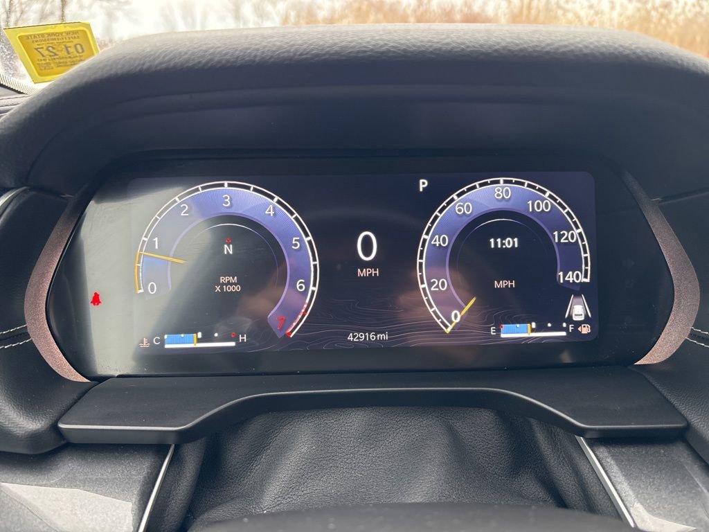 Used 2023 Jeep Grand Cherokee L Laredo image 16