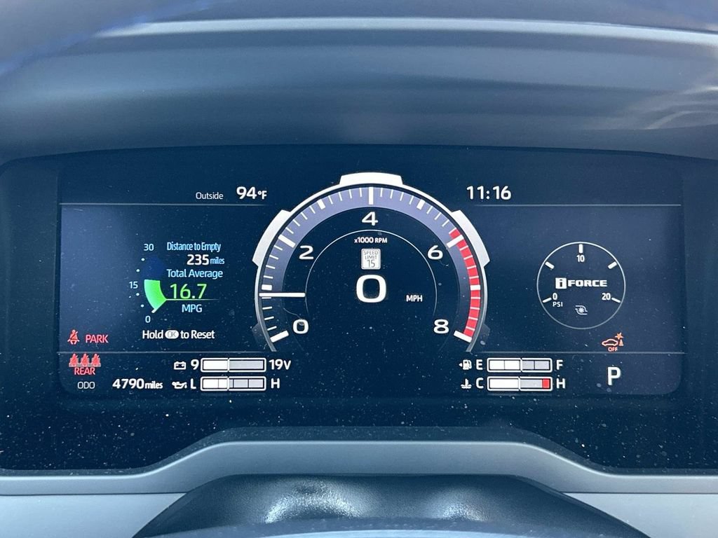New 2026 Toyota Tundra Platinum AWD/4WD image 32