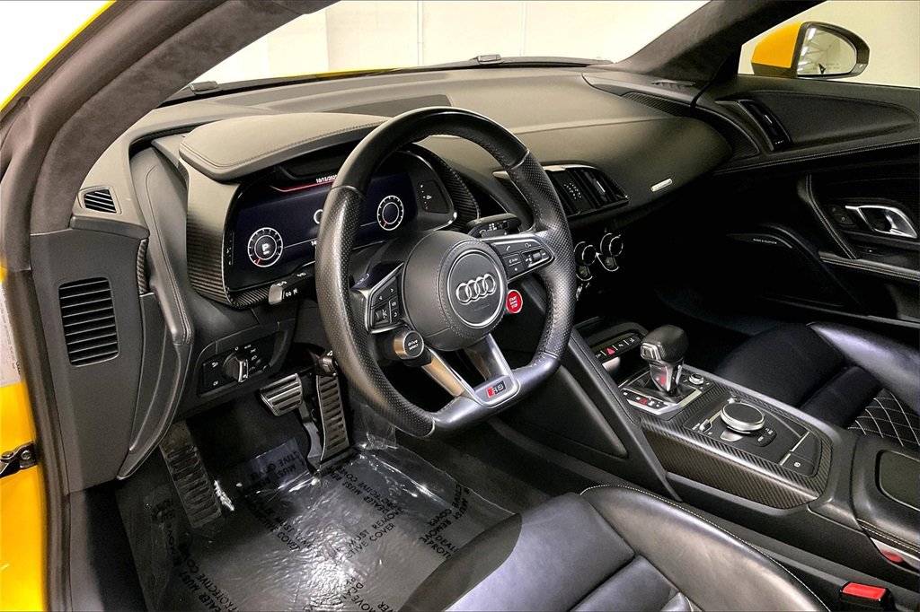 Used 2017 Audi R8 V10 image 7