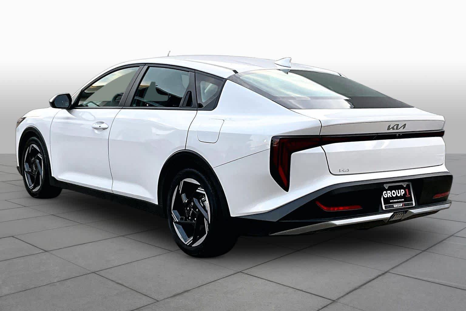 Certified 2025 Kia K4 EX FWD image 12