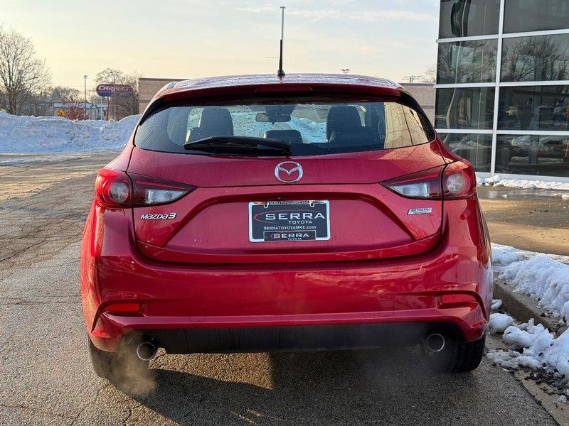 Used 2017 MAZDA MAZDA3 Touring image 4