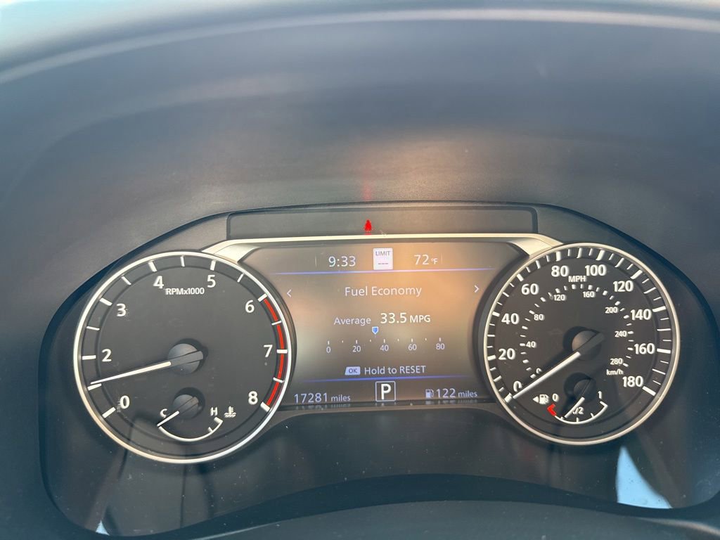 Used 2024 Nissan Altima 2.0 SR FWD image 8