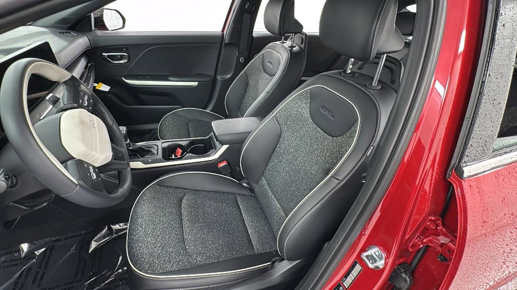 New 2025 Kia K4 GT-Line image 10