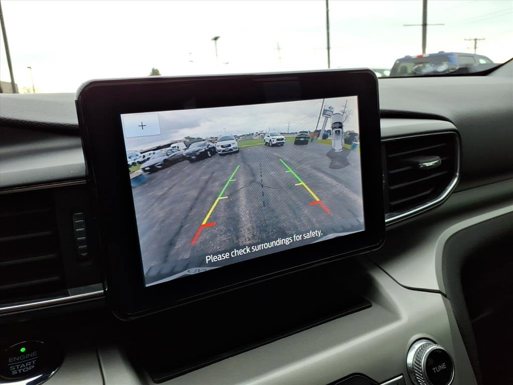 Used 2021 Ford Explorer XLT w/ Equipment Group 202A image 24