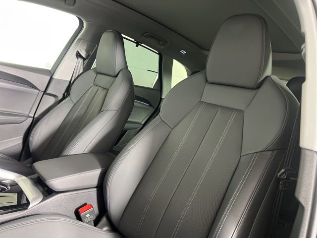 Certified 2025 Audi Q5 Premium w/ Premium Plus AWD/4WD image 22