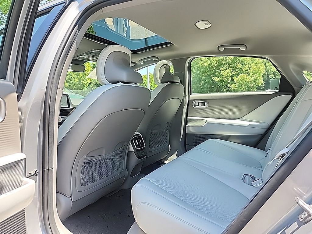Used 2023 Hyundai Ioniq 6 Limited w/ Cargo Package RWD image 24