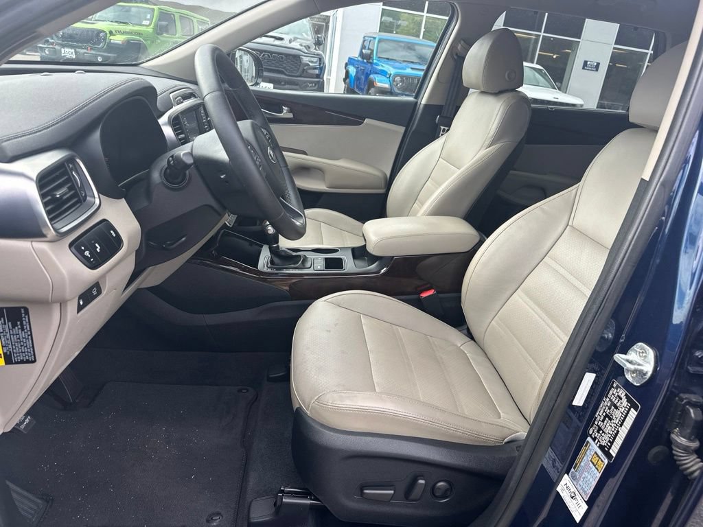 Used 2018 Kia Sorento EX FWD image 13