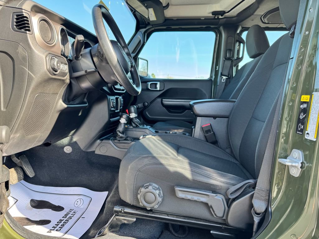 Used 2020 Jeep Wrangler Unlimited Sport image 16