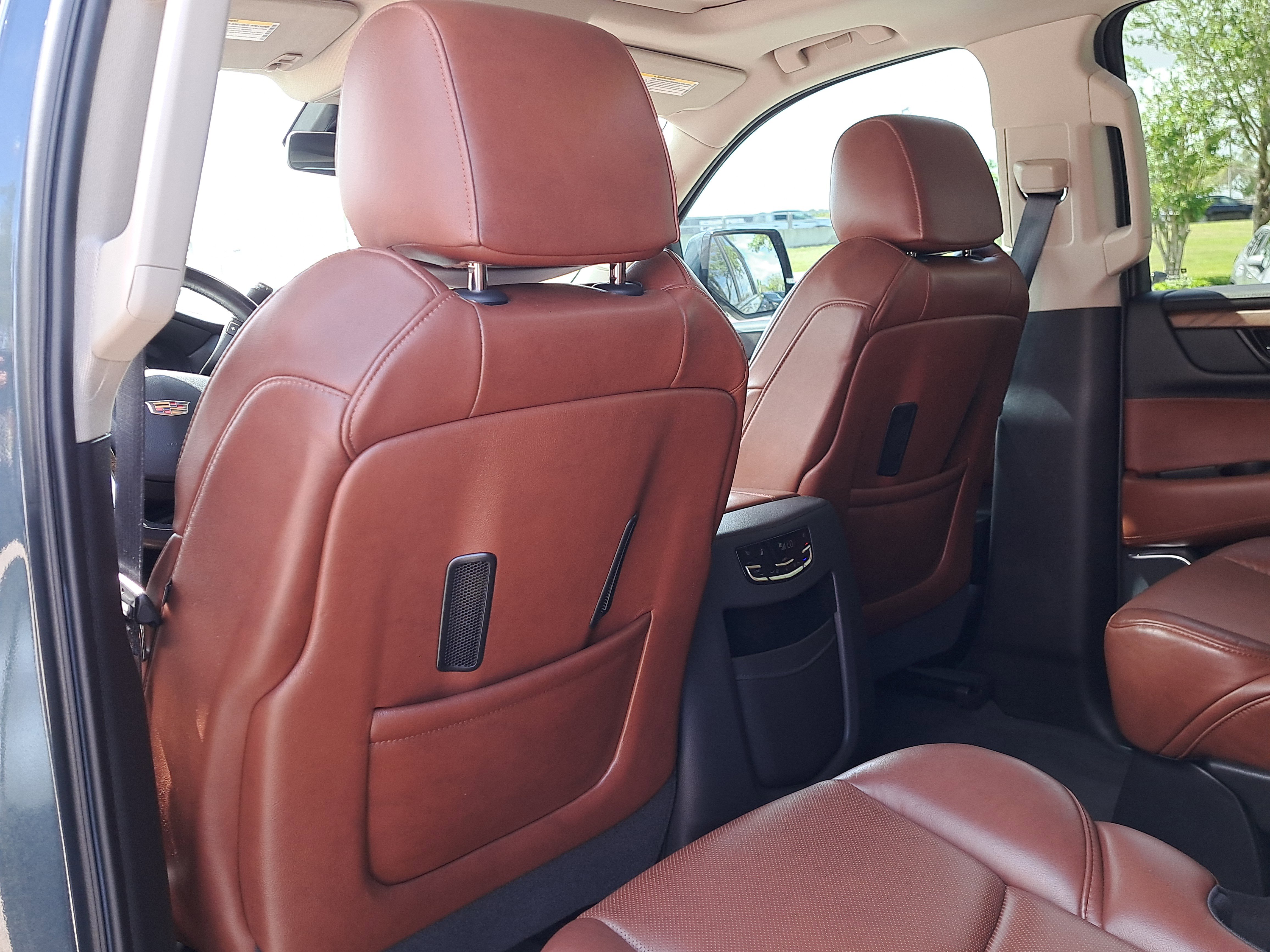 Used 2020 Cadillac Escalade Luxury image 19