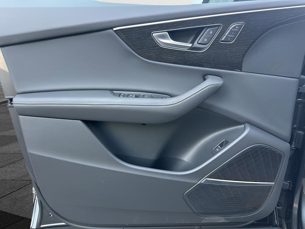 New 2026 Audi Q8 Premium Plus image 30