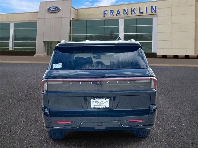New 2025 Lincoln Navigator Reserve image 6
