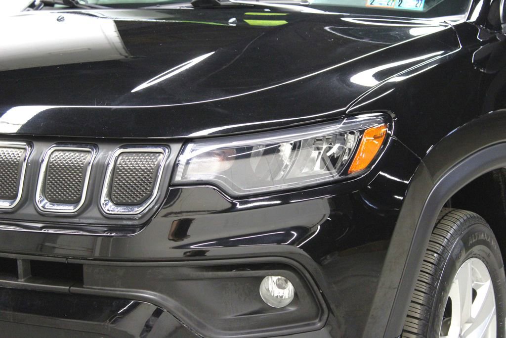 Used 2022 Jeep Compass Latitude image 34