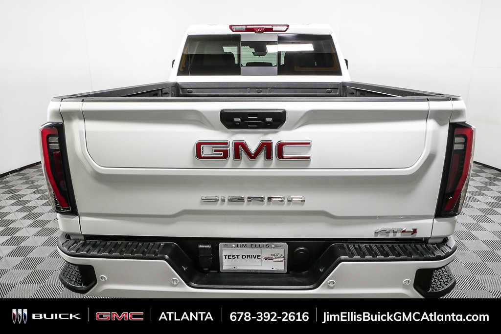 Used 2025 GMC Sierra 2500 AT4 w/ AT4 Premium Plus Package AWD/4WD image 28