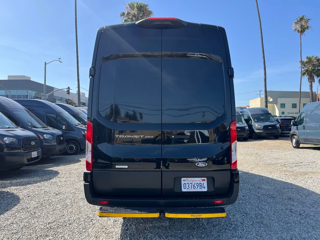 Used 2023 Ford Transit 250 148 High Roof Extended w/ Load Area Protection Package RWD image 7