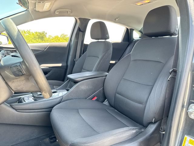 Used 2016 Chevrolet Malibu LT FWD image 11
