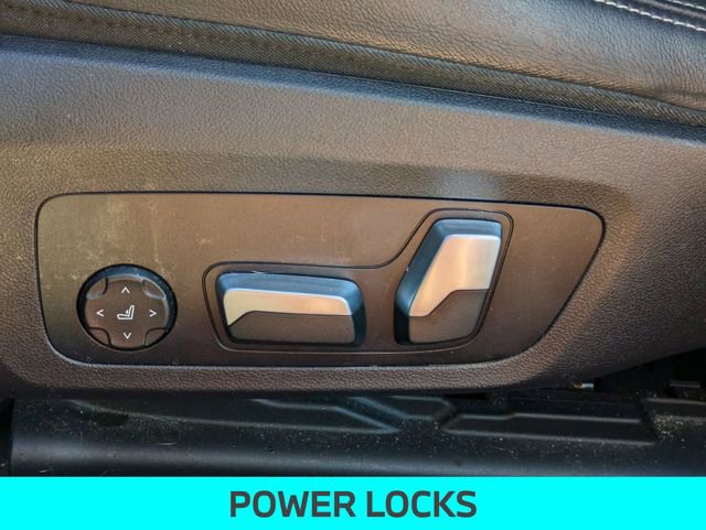 Used 2023 BMW 330e w/ Driving Assistance Package image 17