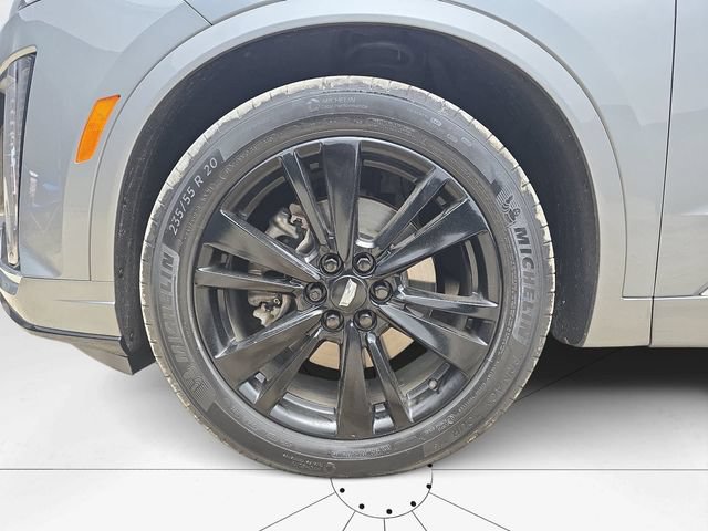 Used 2023 Cadillac XT6 Premium Luxury w/ LPO, Floor Liner Package FWD image 31