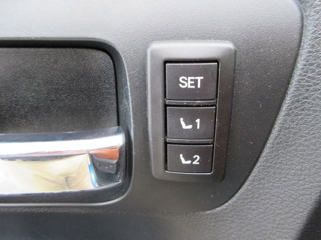 Used 2017 Toyota Tundra 1794 Edition AWD/4WD image 27