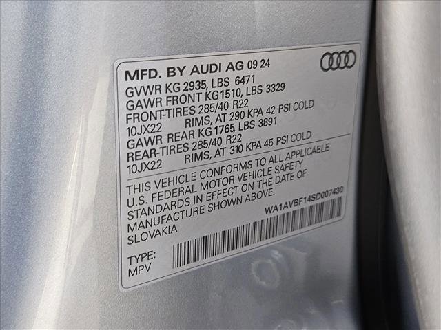 Certified 2025 Audi Q8 Premium w/ Black Optic Package AWD/4WD image 17