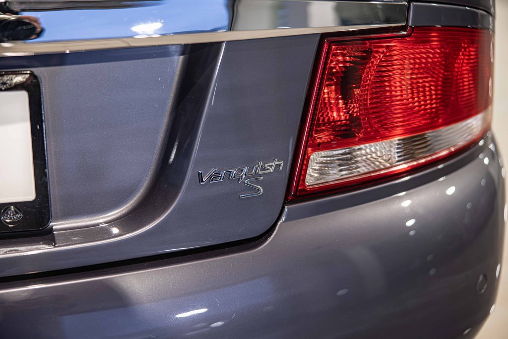 Used 2006 Aston Martin Vanquish S image 15