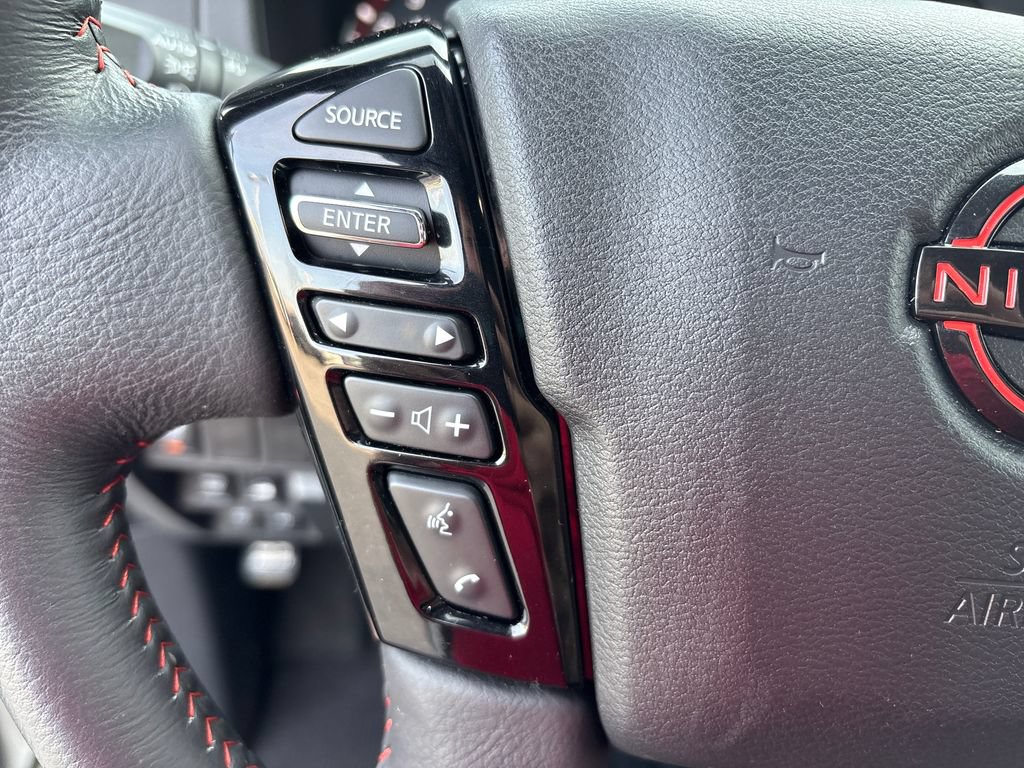 Certified 2025 Nissan Frontier PRO-4X AWD/4WD image 35