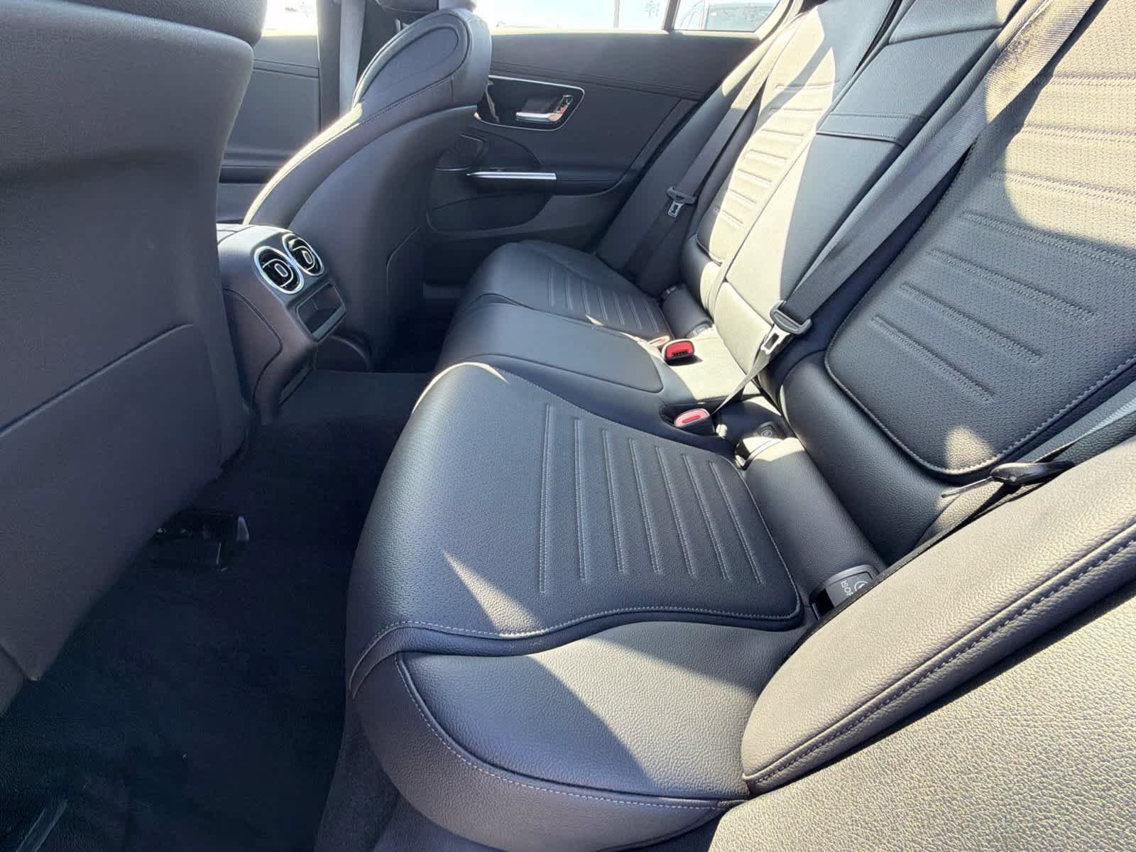 New 2026 Mercedes-Benz C 300 Sedan image 28