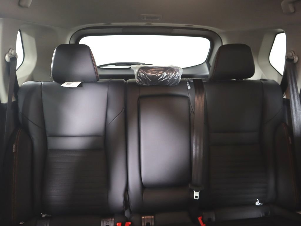 New 2026 Nissan Rogue SV w/ Rock Creek Premium Package AWD/4WD image 31