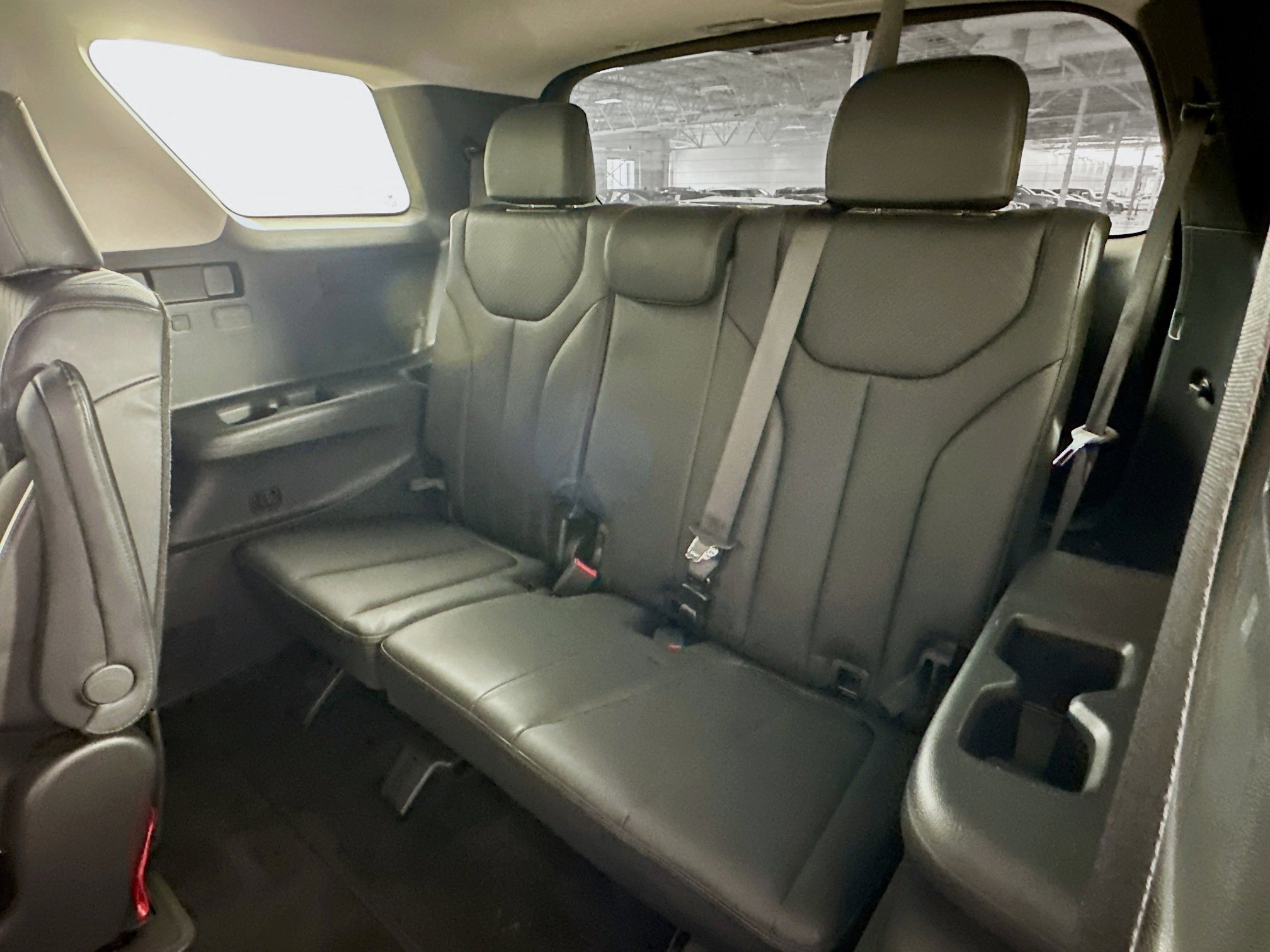 Used 2025 Hyundai Palisade SEL image 30