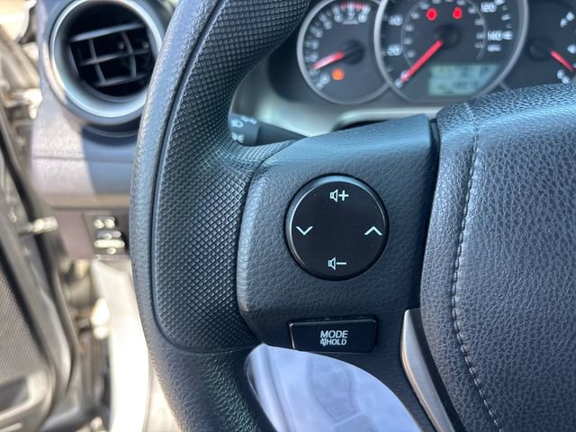 Used 2016 Toyota RAV4 LE FWD image 18