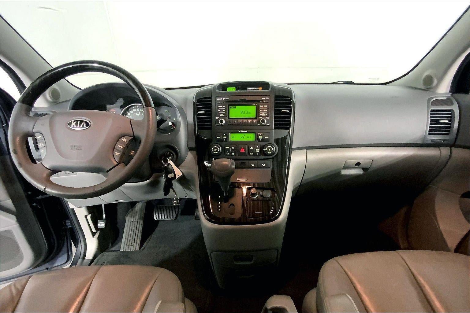 Used 2012 Kia Sedona EX w/ Luxury Pkg image 15
