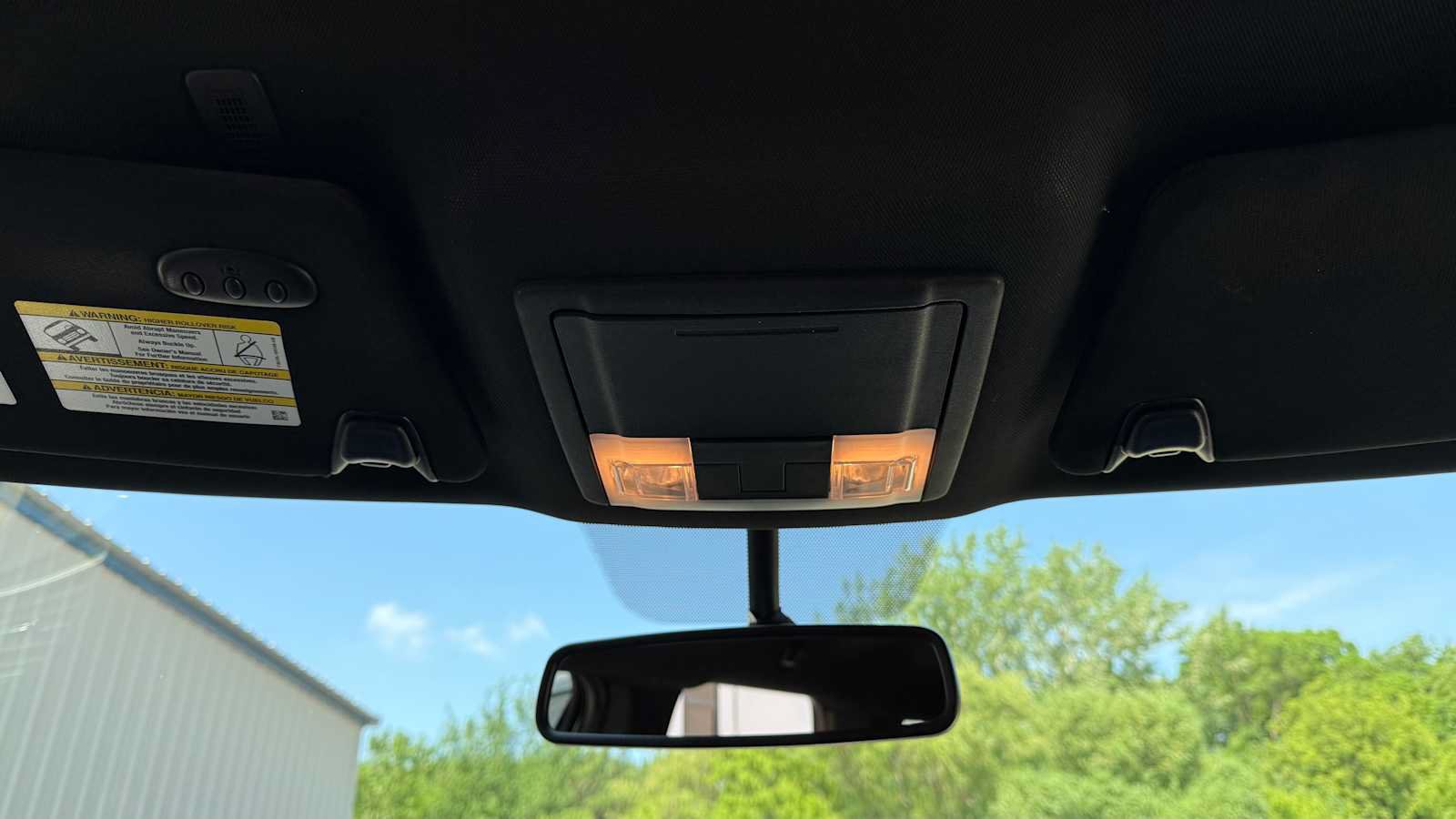 Used 2019 Ford Explorer XLT w/ Equipment Group 202A AWD/4WD image 28