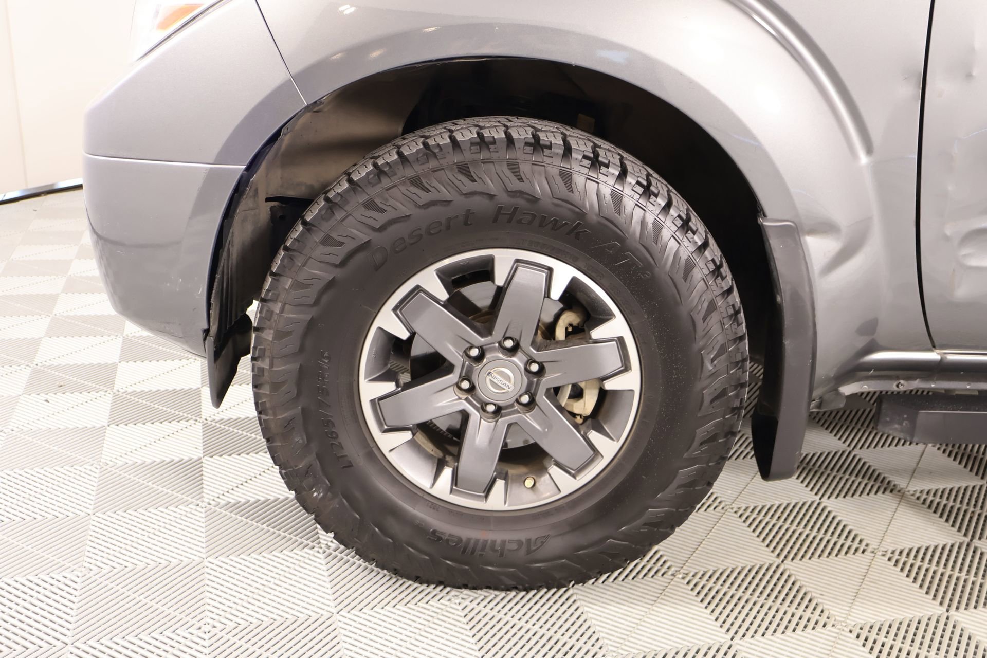 Used 2019 Nissan Frontier Desert Runner RWD image 16