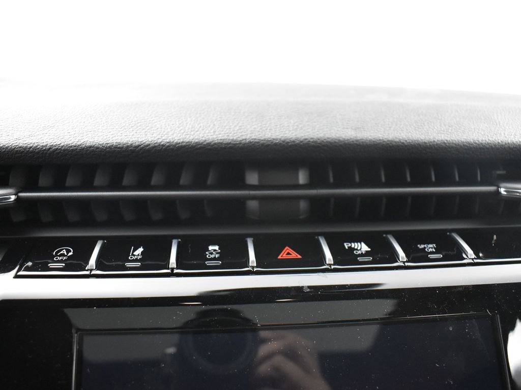 Used 2025 Jeep Grand Cherokee L Altitude image 23