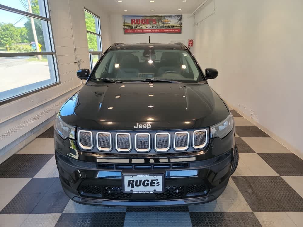 Used 2022 Jeep Compass Latitude w/ Convenience Group AWD/4WD image 7