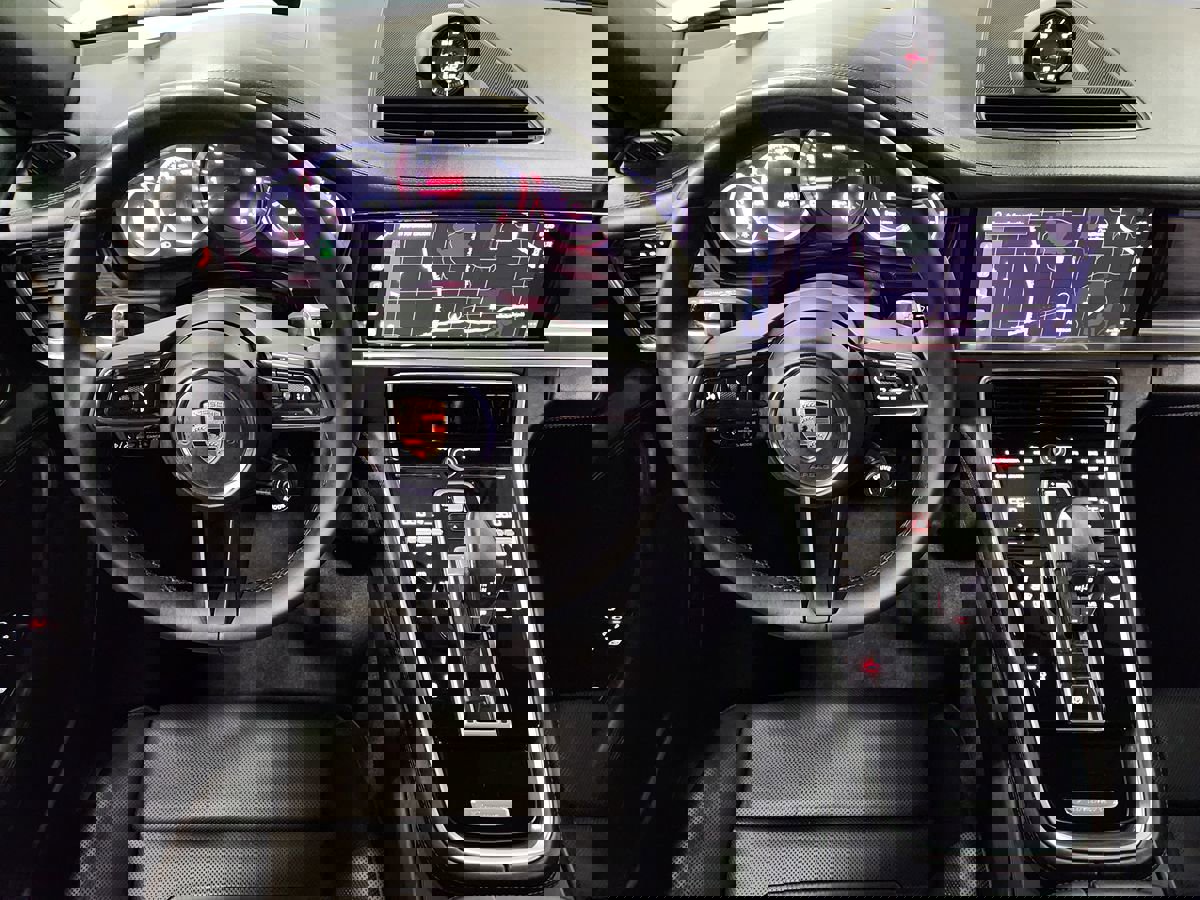 Used 2023 Porsche Panamera image 47