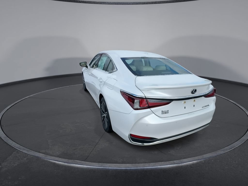 Used 2022 Lexus ES 300h w/ Premium Package image 7