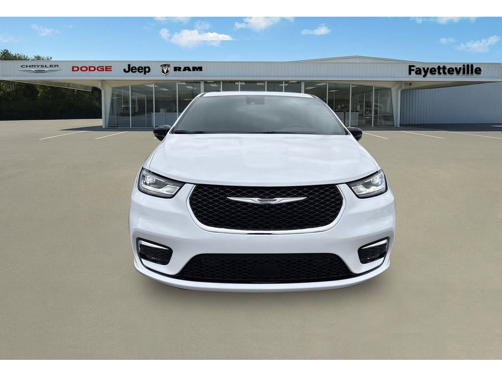 New 2026 Chrysler Pacifica Select image 8