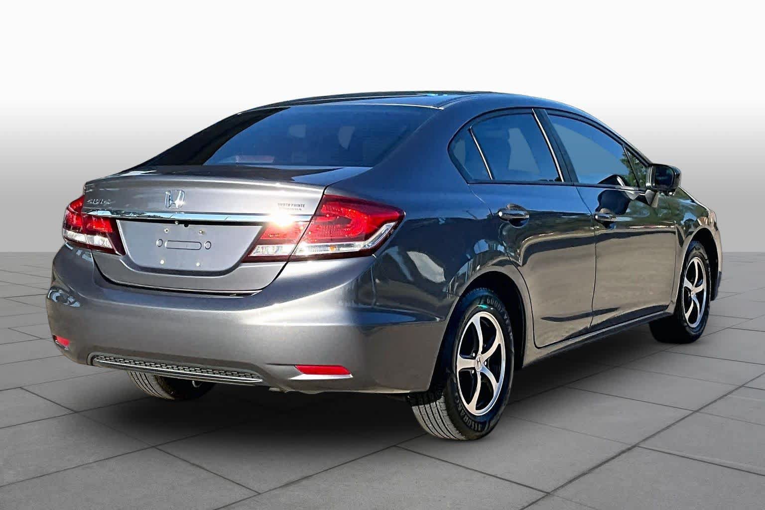 Used 2015 Honda Civic SE image 12